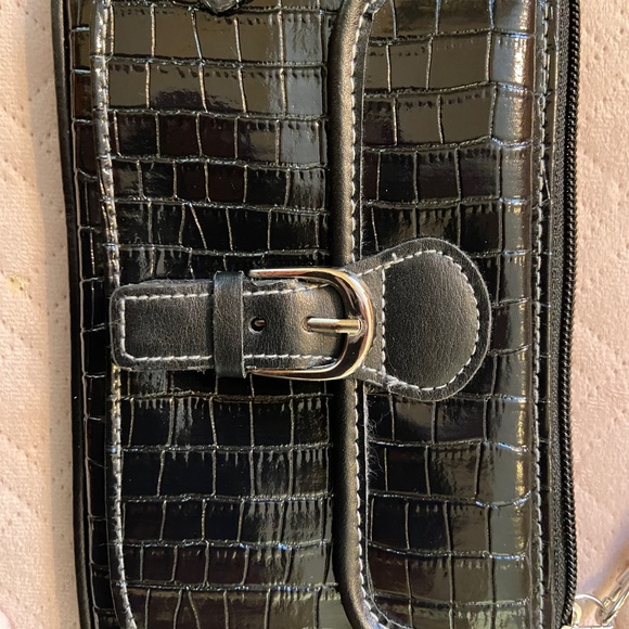 Avon black faux patent leather clutch purse - Picture 11 of 12